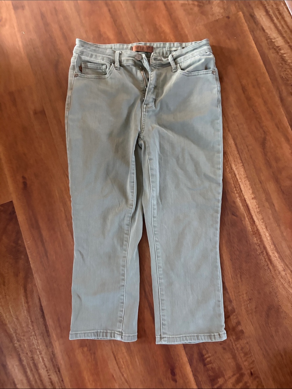 Women’s Light Sage Green Casual Jeans